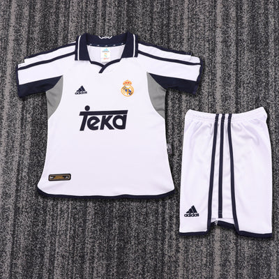 Real Madrid 00/01 Children's Home Retro Set