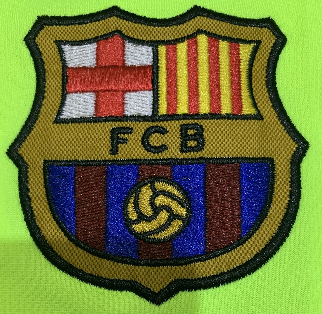 Barcelona 05/06 Away Retro Shirt - Long Sleeve