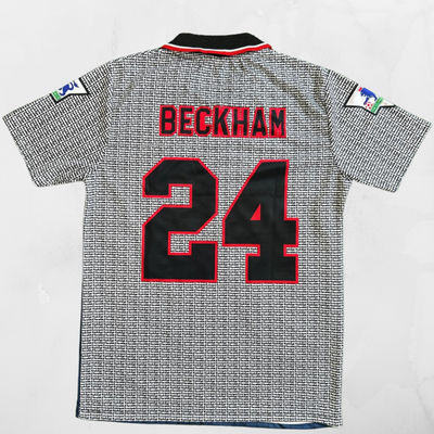 Manchester United 95/96 Away Retro Shirt - Beckham #24 (+Patches)