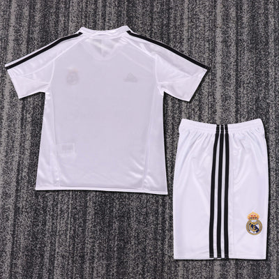 Real Madrid 04/05 Children's Home Retro Set