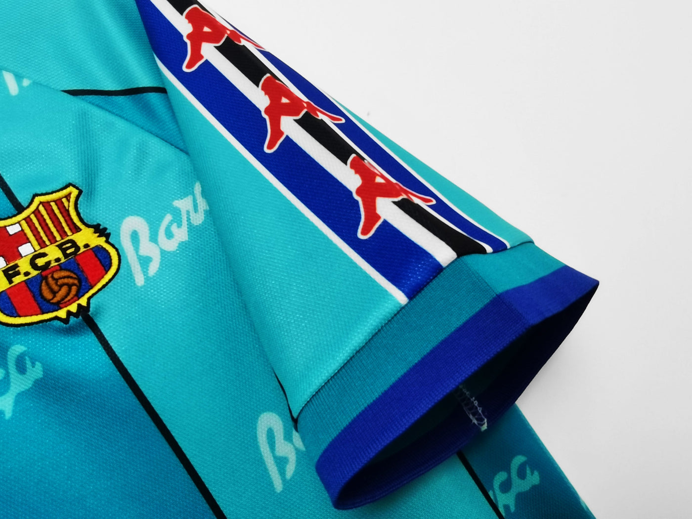 Barcelona 1995∕97 Away Retro Shirt