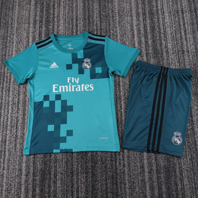 Real Madrid 17/18 Children's Third Retro Set