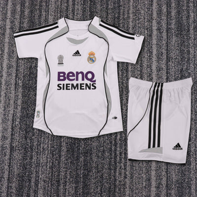 Real Madrid 06/07 Children's Home Retro Set
