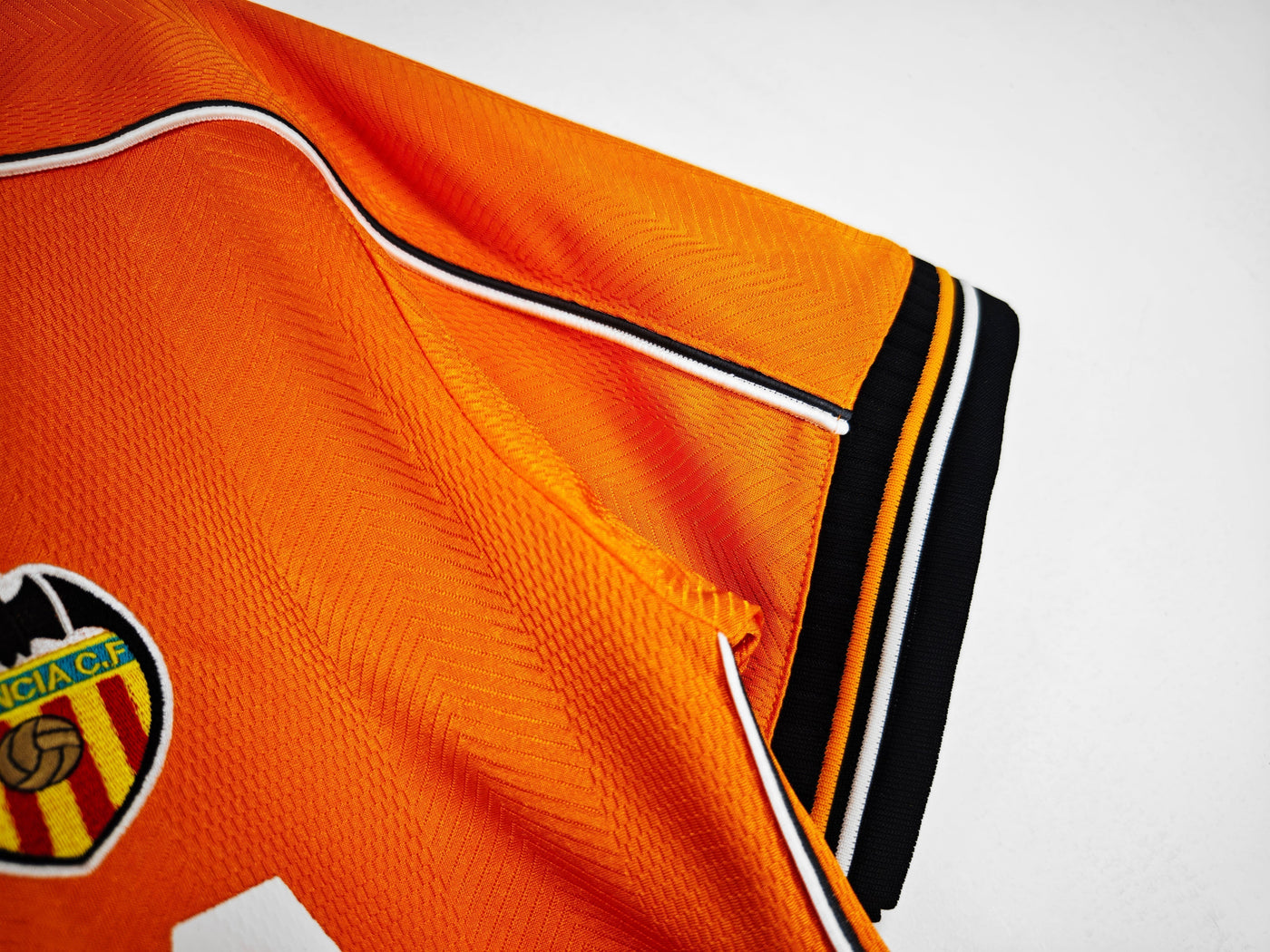 Valencia 99/00 Away Retro Shirt