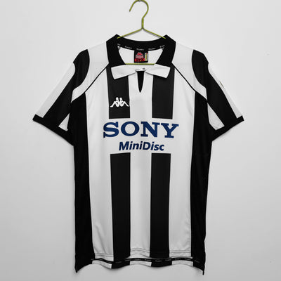 Juventus 97/98 Home Retro Shirt