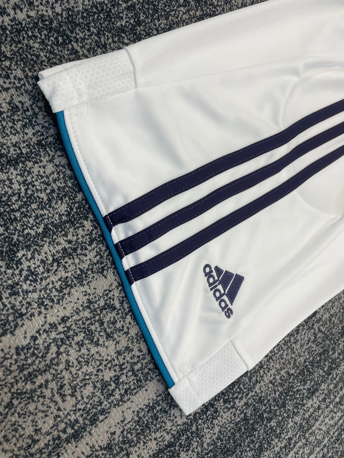Real Madrid 12/13 Children's Home Retro Set