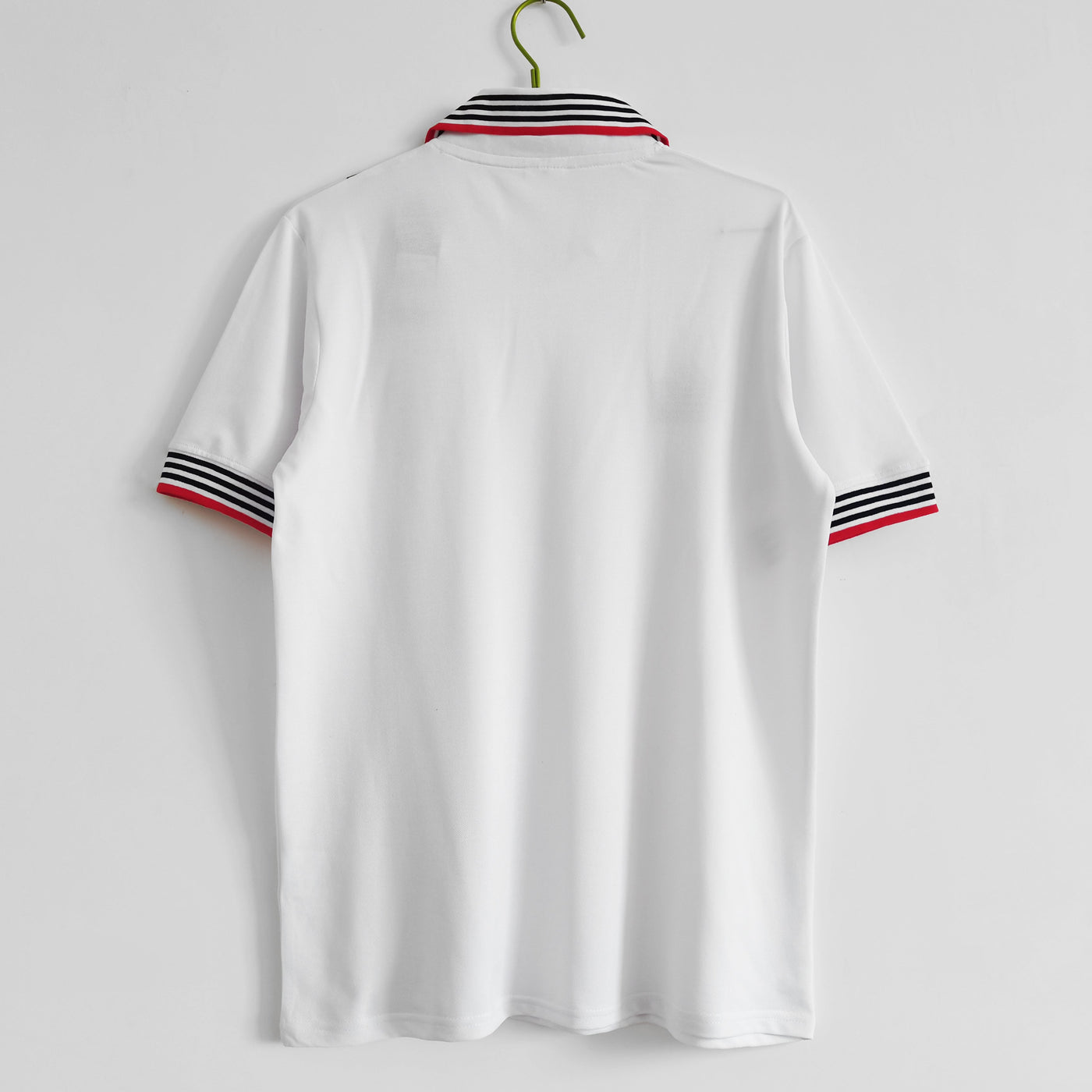 Manchester United 75/80 Away Retro Shirt
