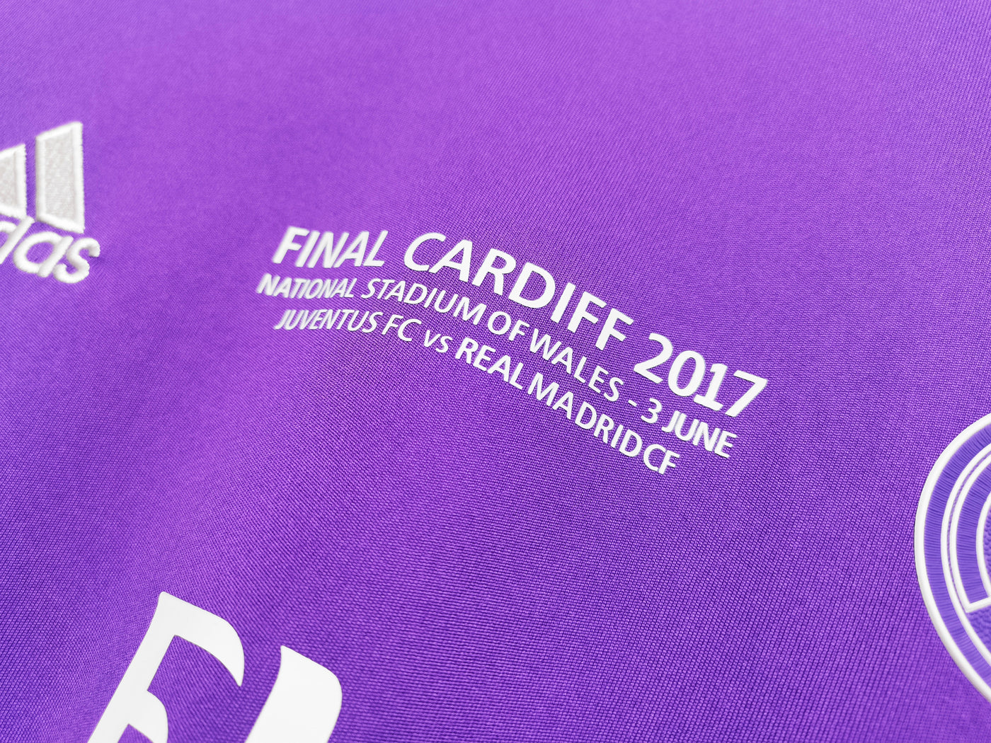 Real Madrid 16/17 UCL Away Retro Shirt