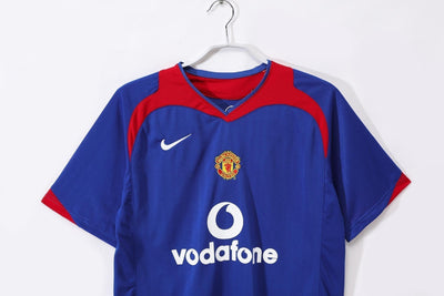 Manchester United 05/06 Away Retro Shirt