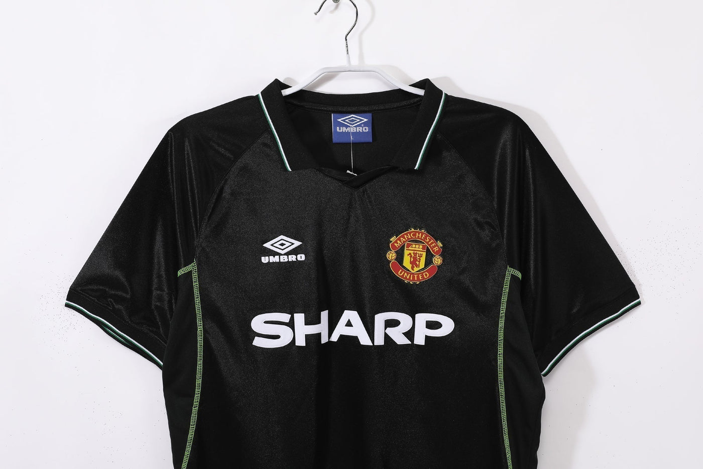 Manchester United 98/99 Away Retro Shirt