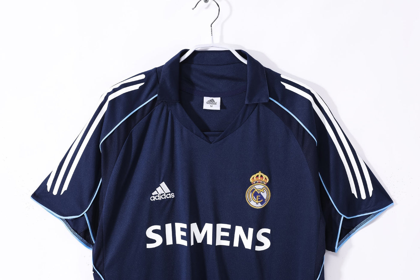 Real Madrid 05/06 Away Retro Shirt