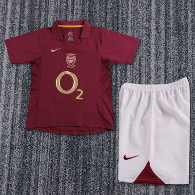 Arsenal 05/06 Children's Home Retro Set