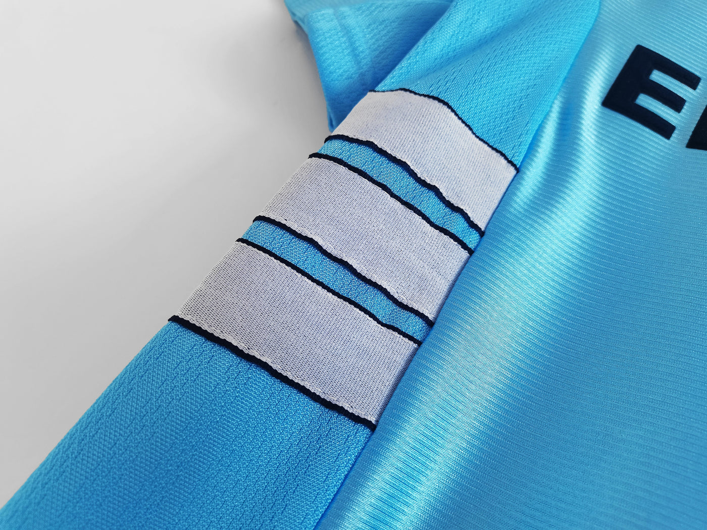 Olympique Marseille 98/99 Away Retro Shirt