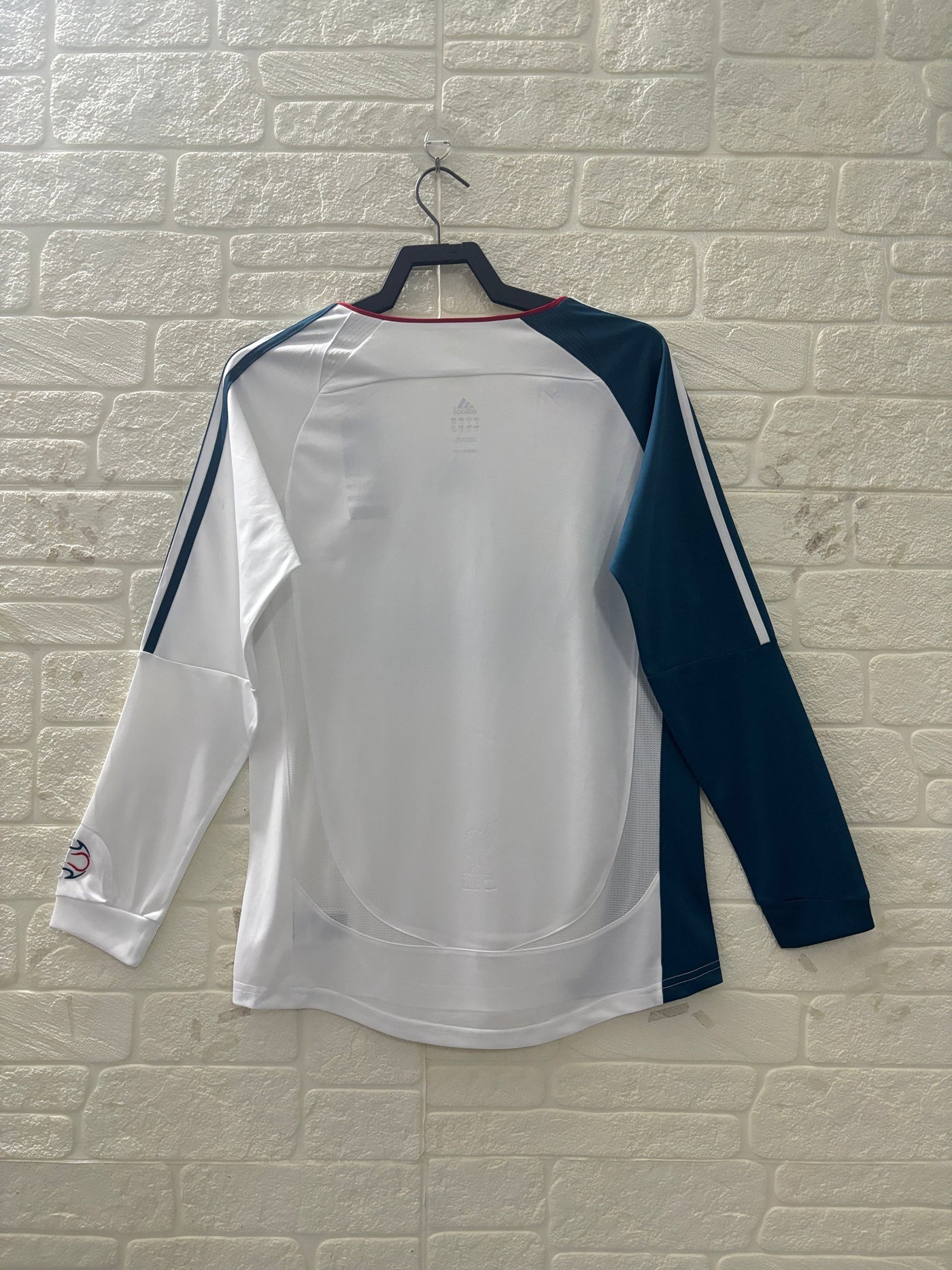 Liverpool 06/07 Third Retro Shirt - Long Sleeve