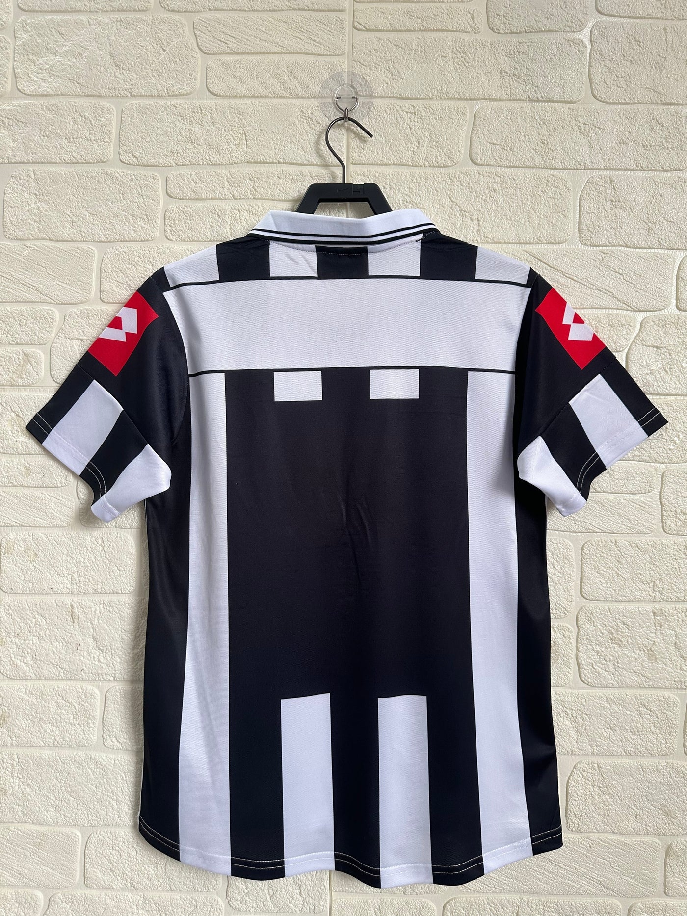 Juventus 01/02 Home Retro Shirt