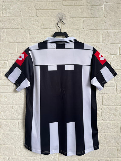 Juventus 01/02 Home Retro Shirt