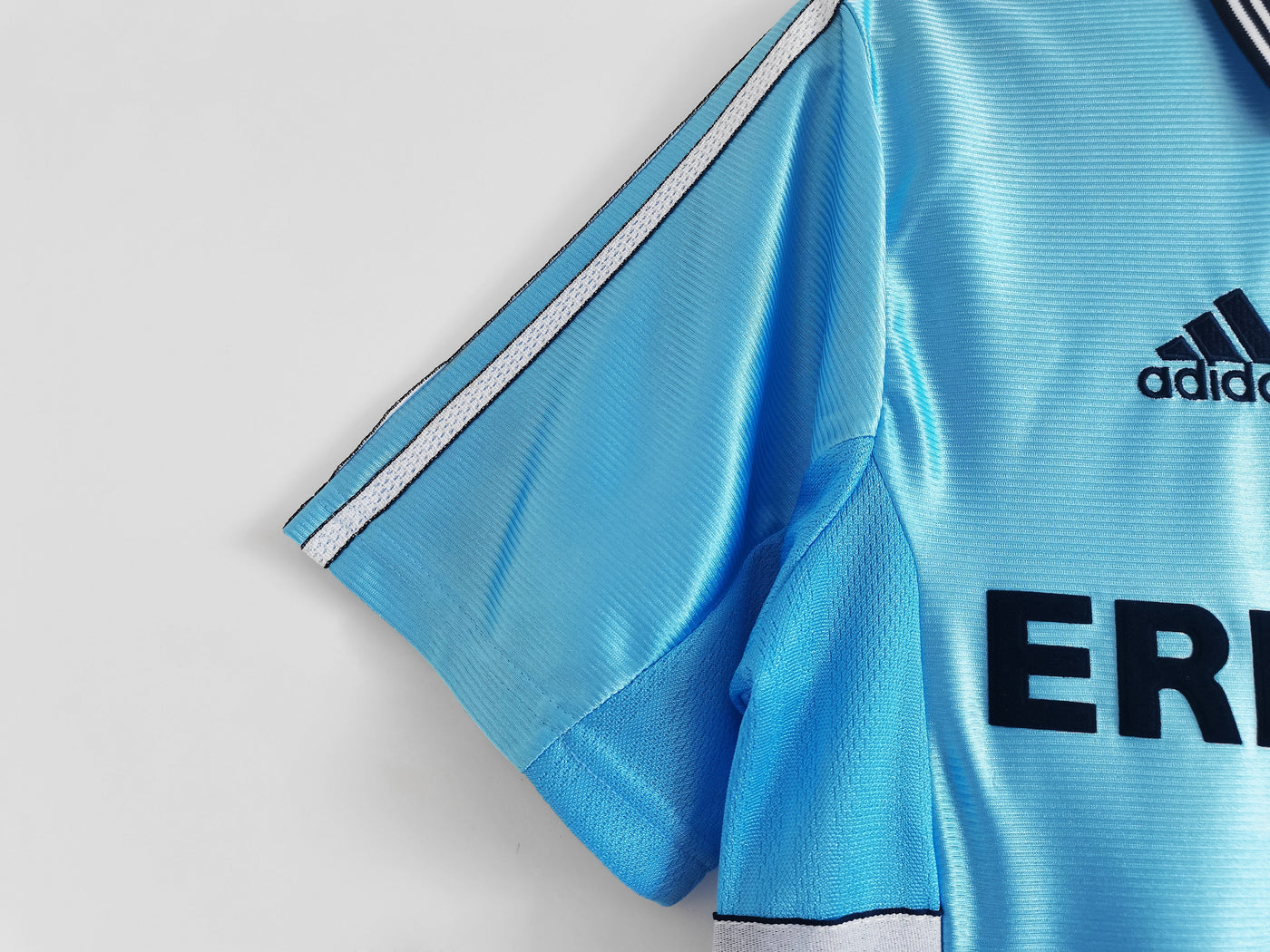 Olympique Marseille 98/99 Away Retro Shirt